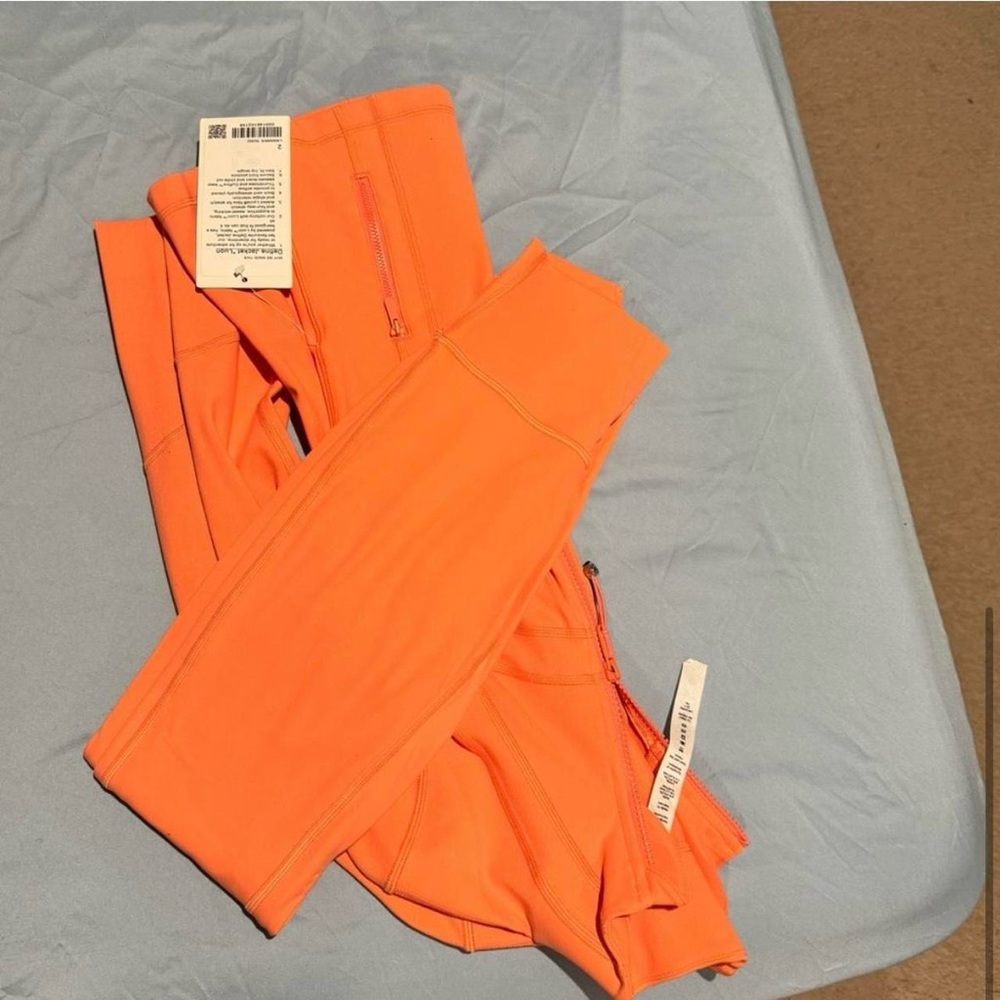 Lululemon sunny coral set